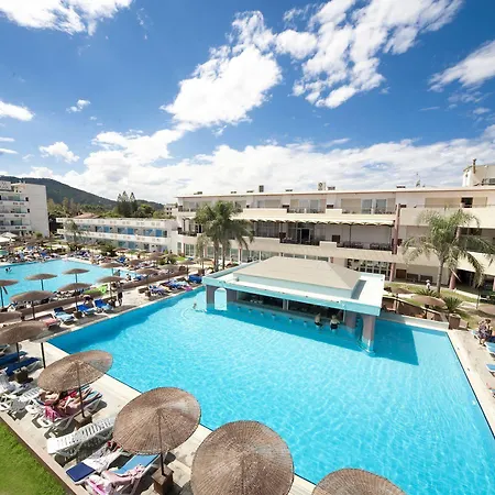 فندق Dodeca Sea 5*