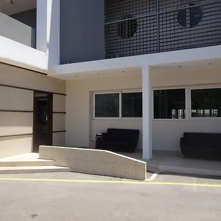 ホテル Dodeca Sea イアリソス