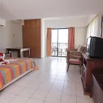 Hotel Dodeca Sea