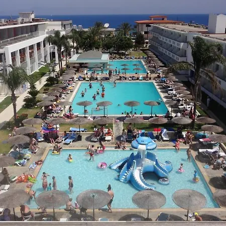 Hotel Dodeca Sea